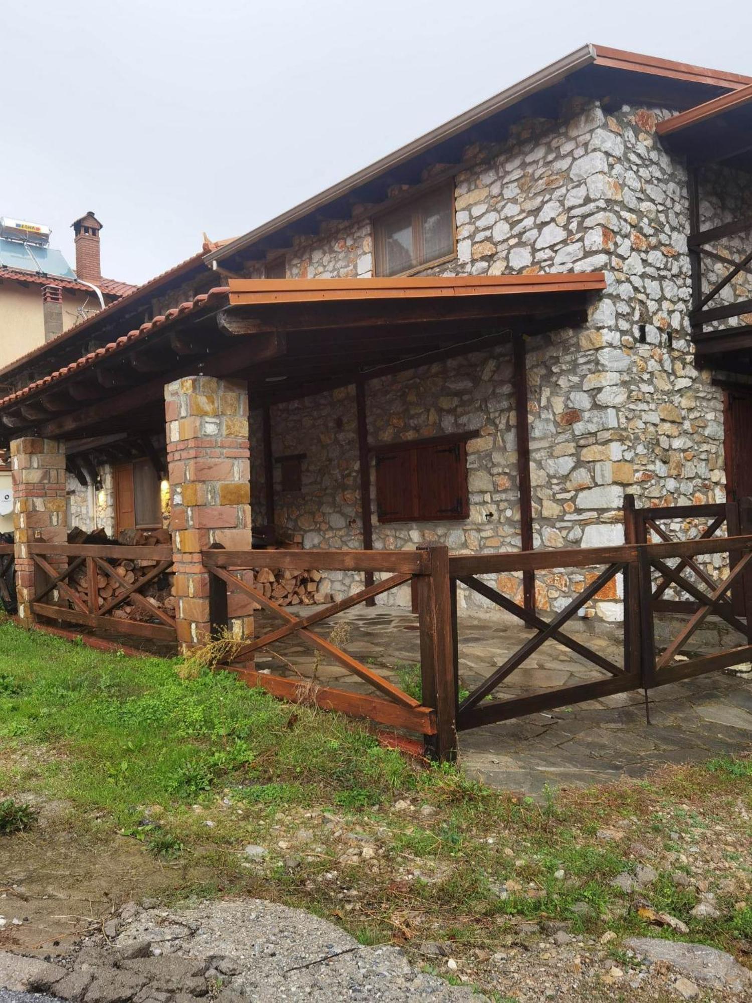 Traditional Stone Cottage In Palio Elatohori Buitenkant foto